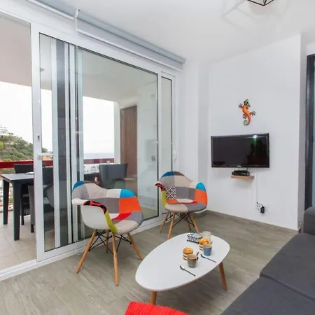 Global Rojo - By Global Holidays 15198 * Tossa de Mar